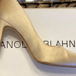 Vintage Satin Manolo Blahnik heel